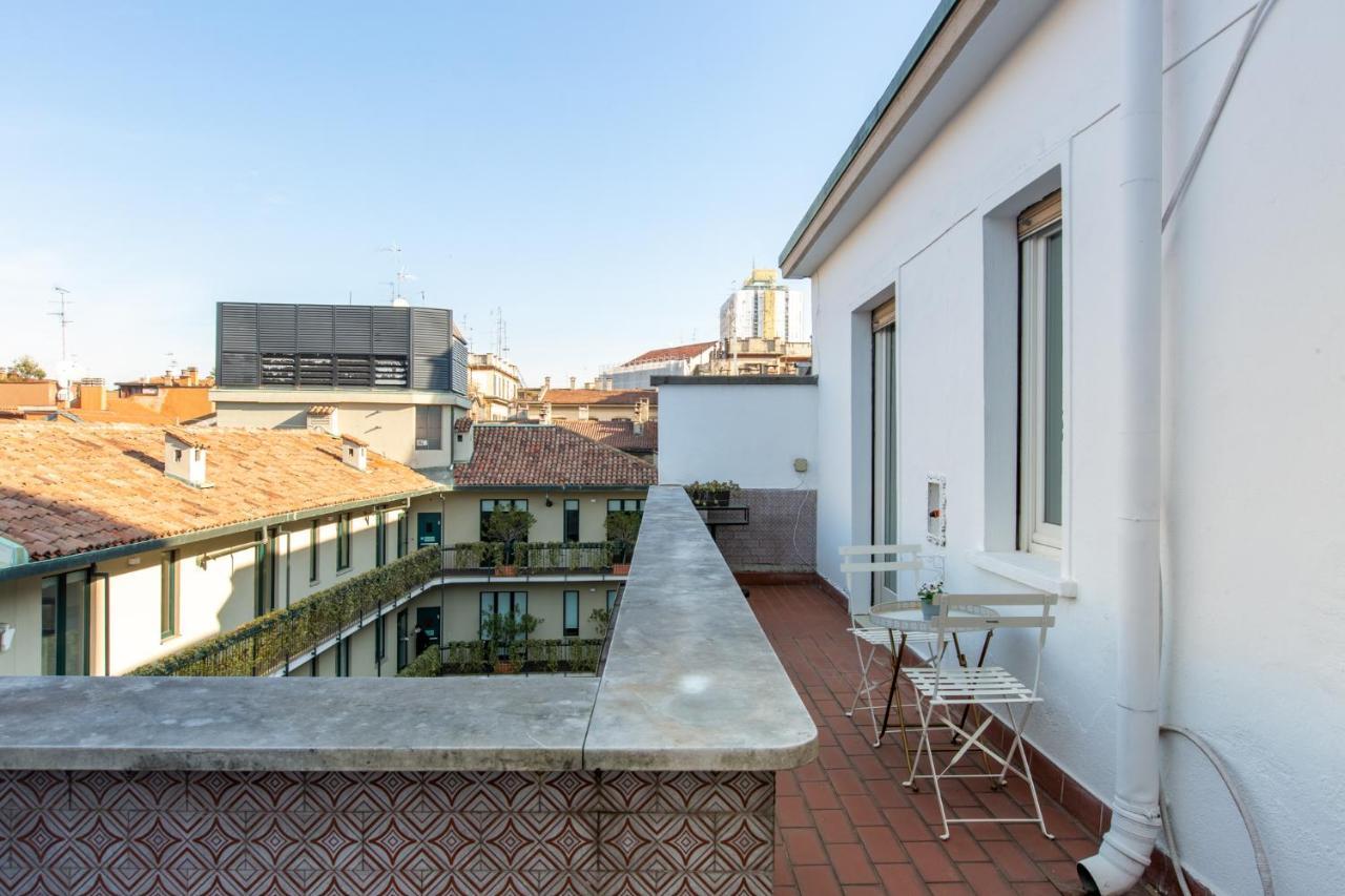 Italstay - Disciplini Apartment -10 Min Dal Duomo Milan Extérieur photo